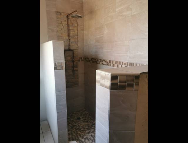 1 BEDROOM FLAT TO LET IN VAALPARK